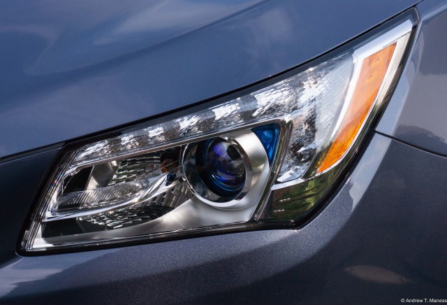 2015 Buick LaCrosse headlight